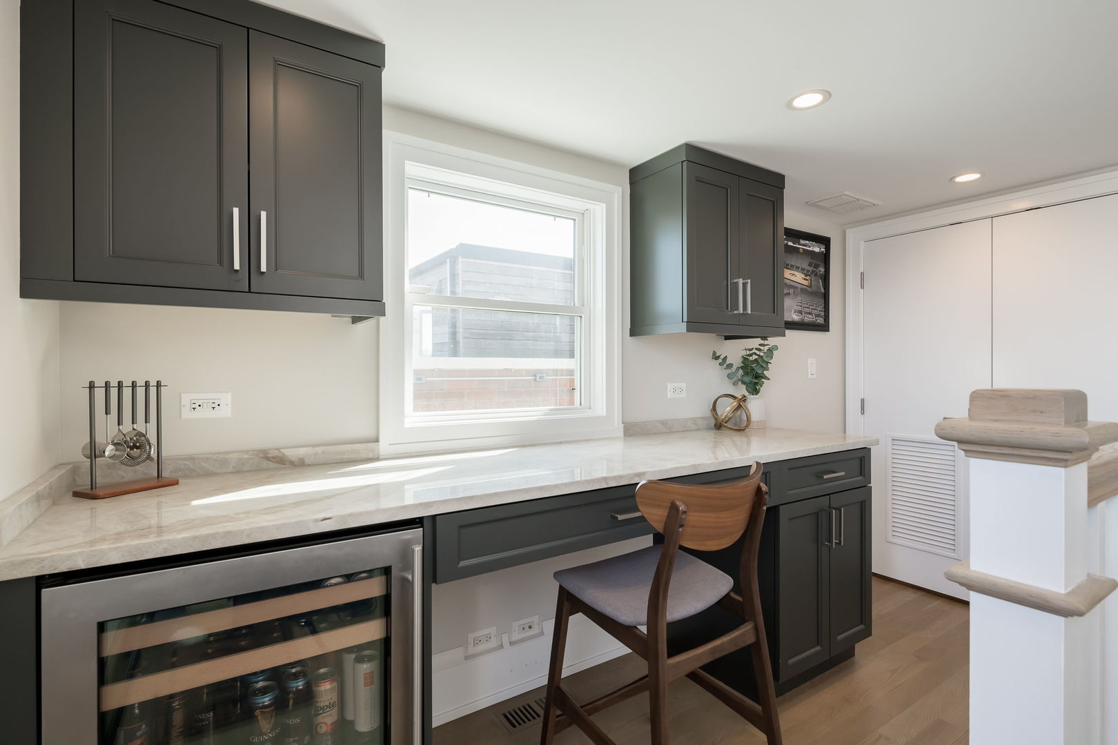 1036 W Altgeld Street Unit: 3