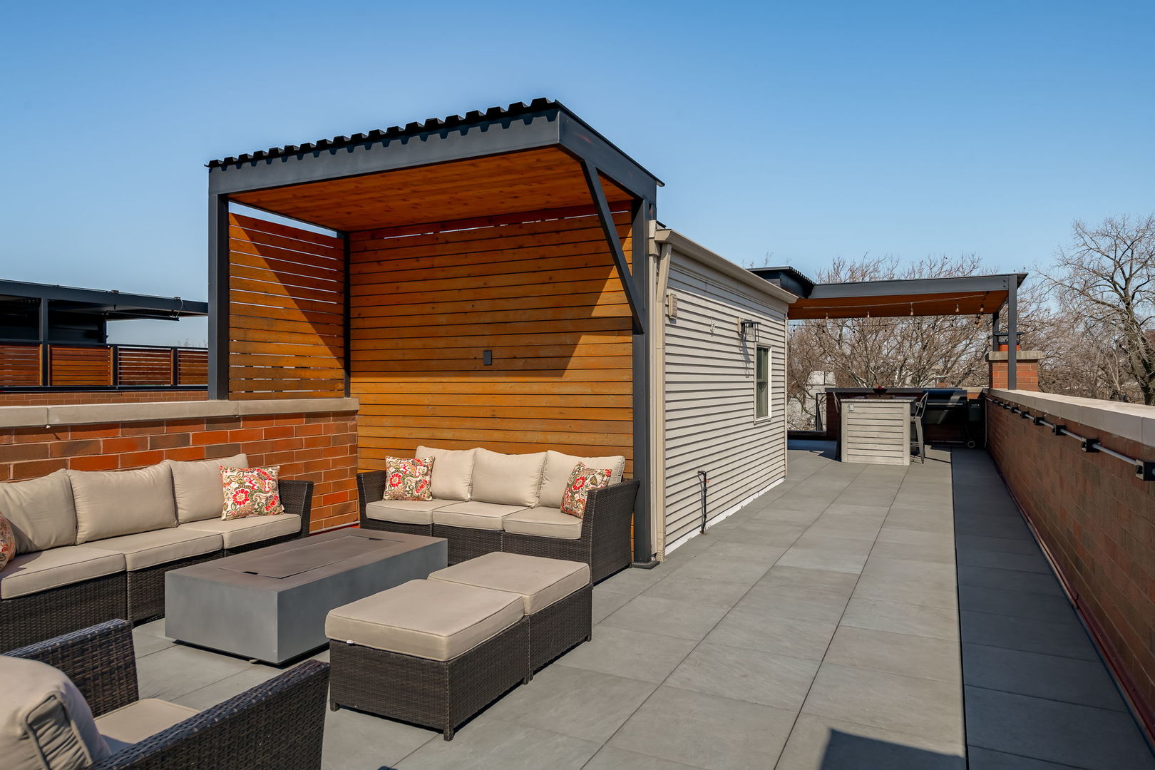 1036 W Altgeld Street Unit: 3