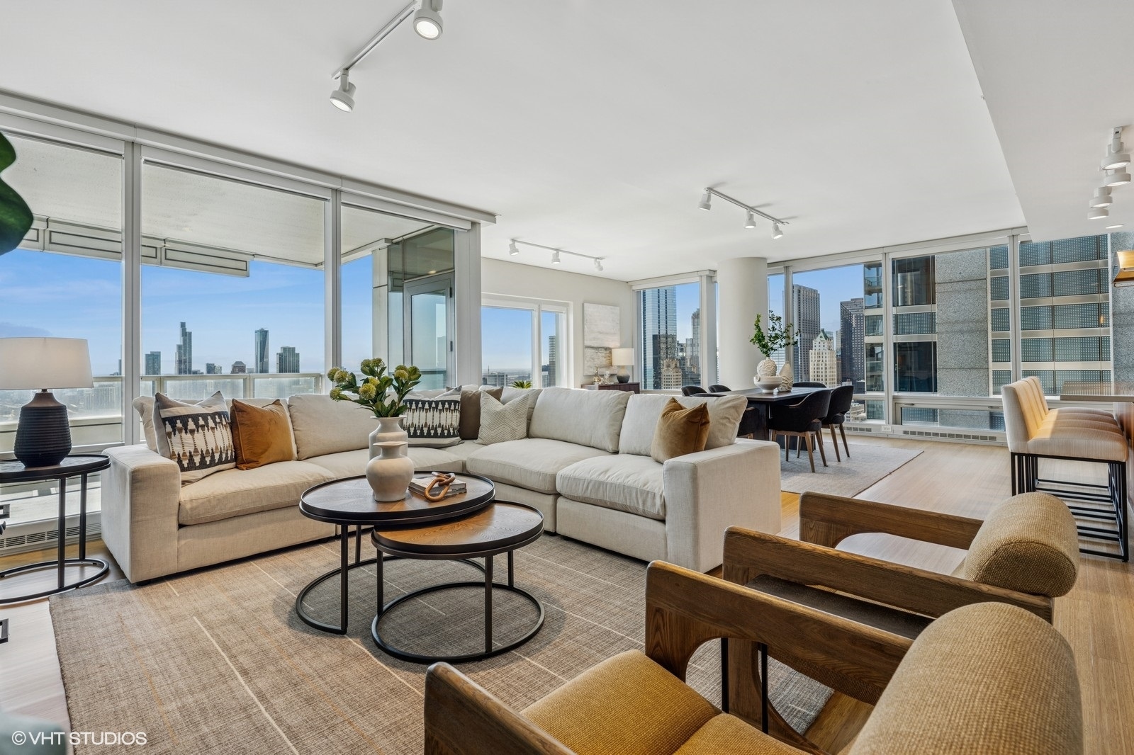 340 E Randolph Street Unit: 3806