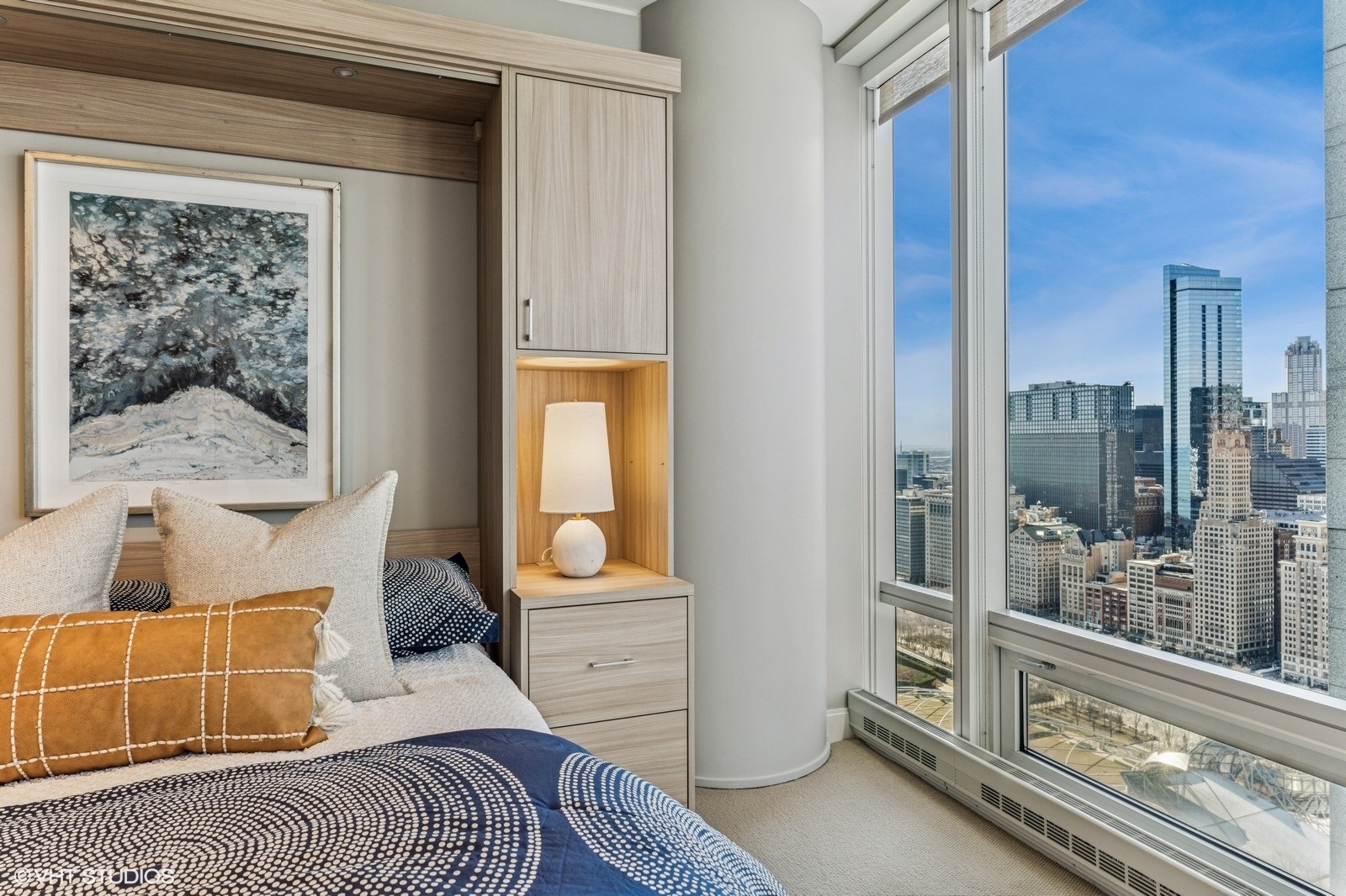 340 E Randolph Street Unit: 3806