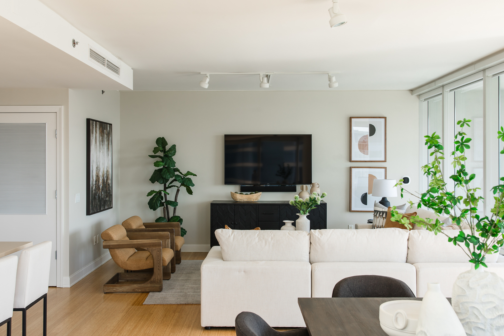 340 E Randolph Street Unit: 3806