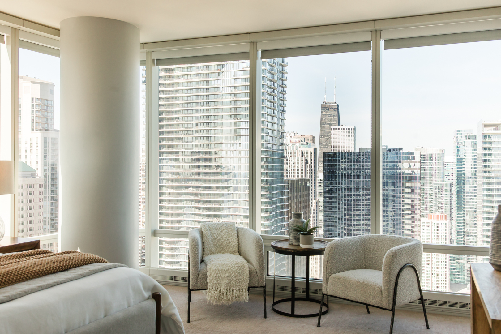 340 E Randolph Street Unit: 3806