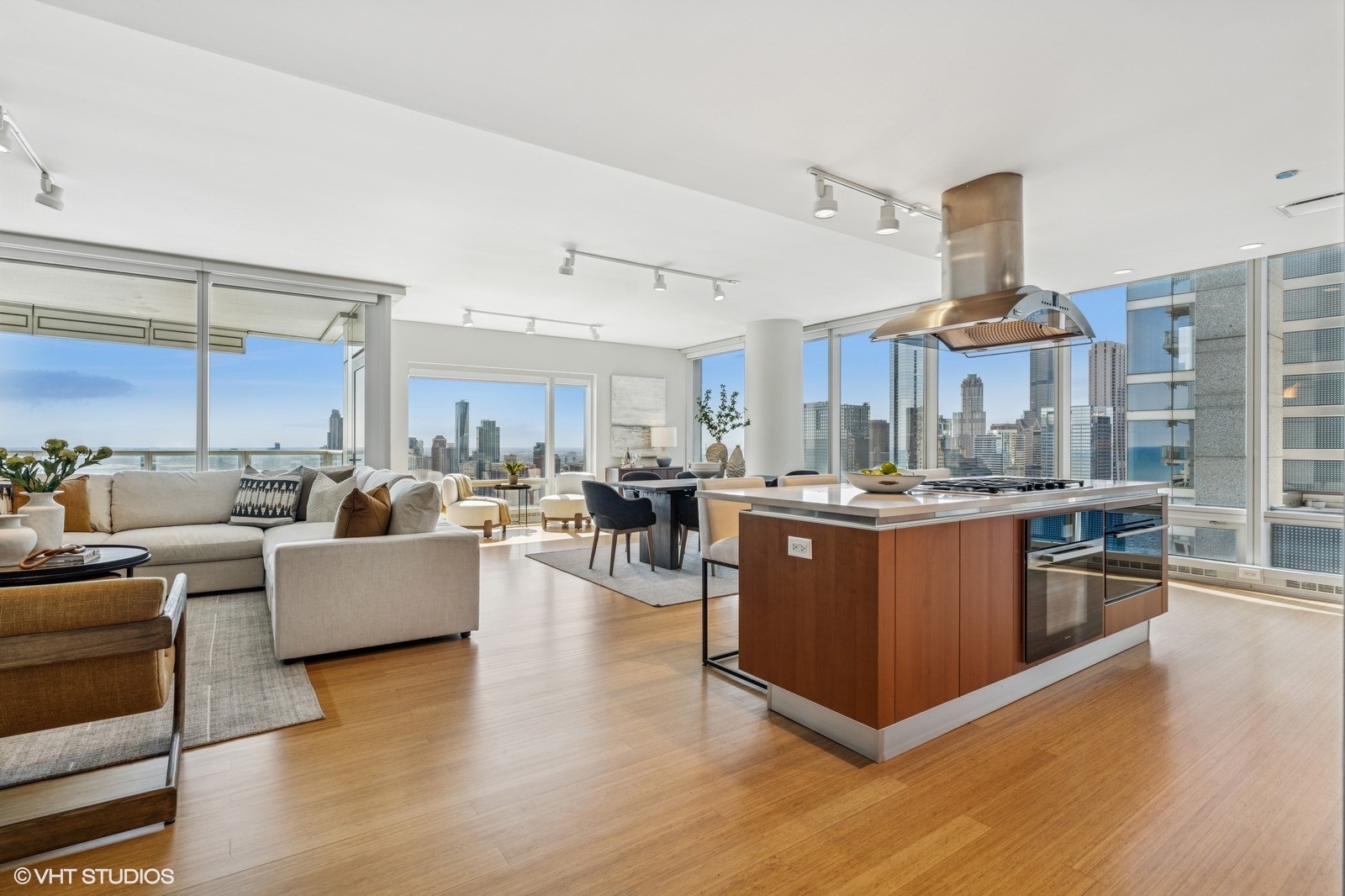 340 E Randolph Street Unit: 3806