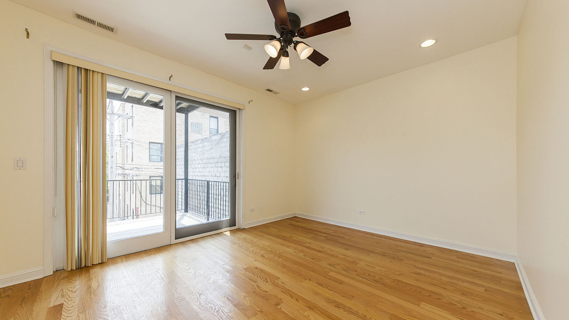 1449 W Fullerton Avenue Unit: A