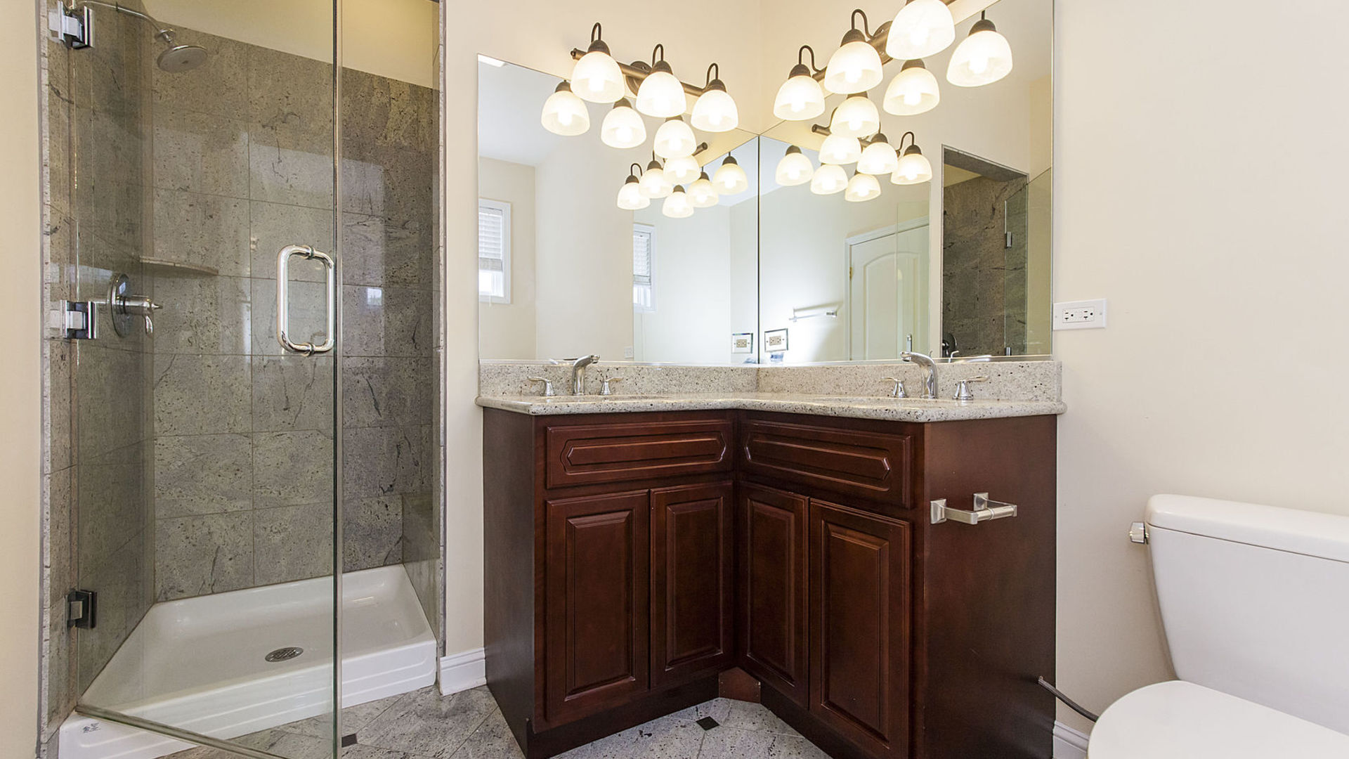 1449 W Fullerton Avenue Unit: A