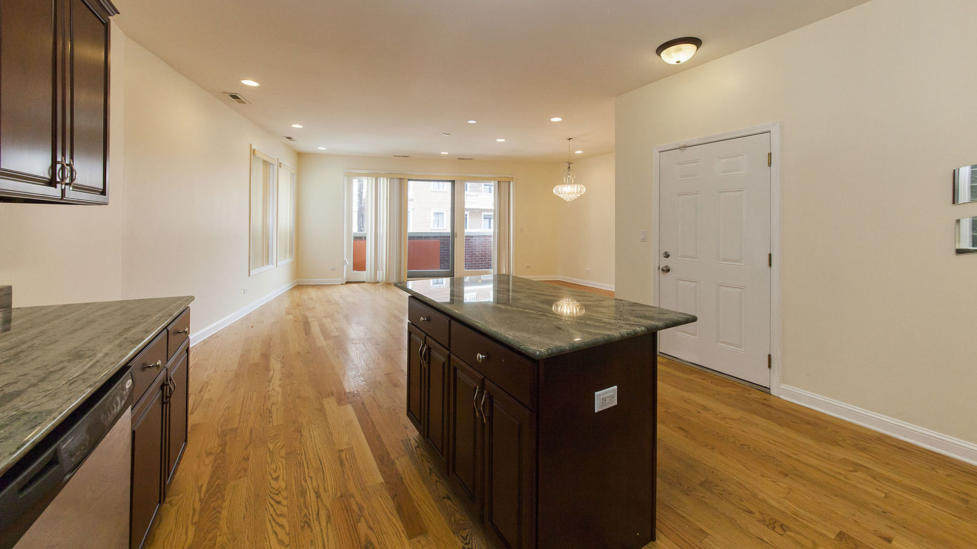 1449 W Fullerton Avenue Unit: A