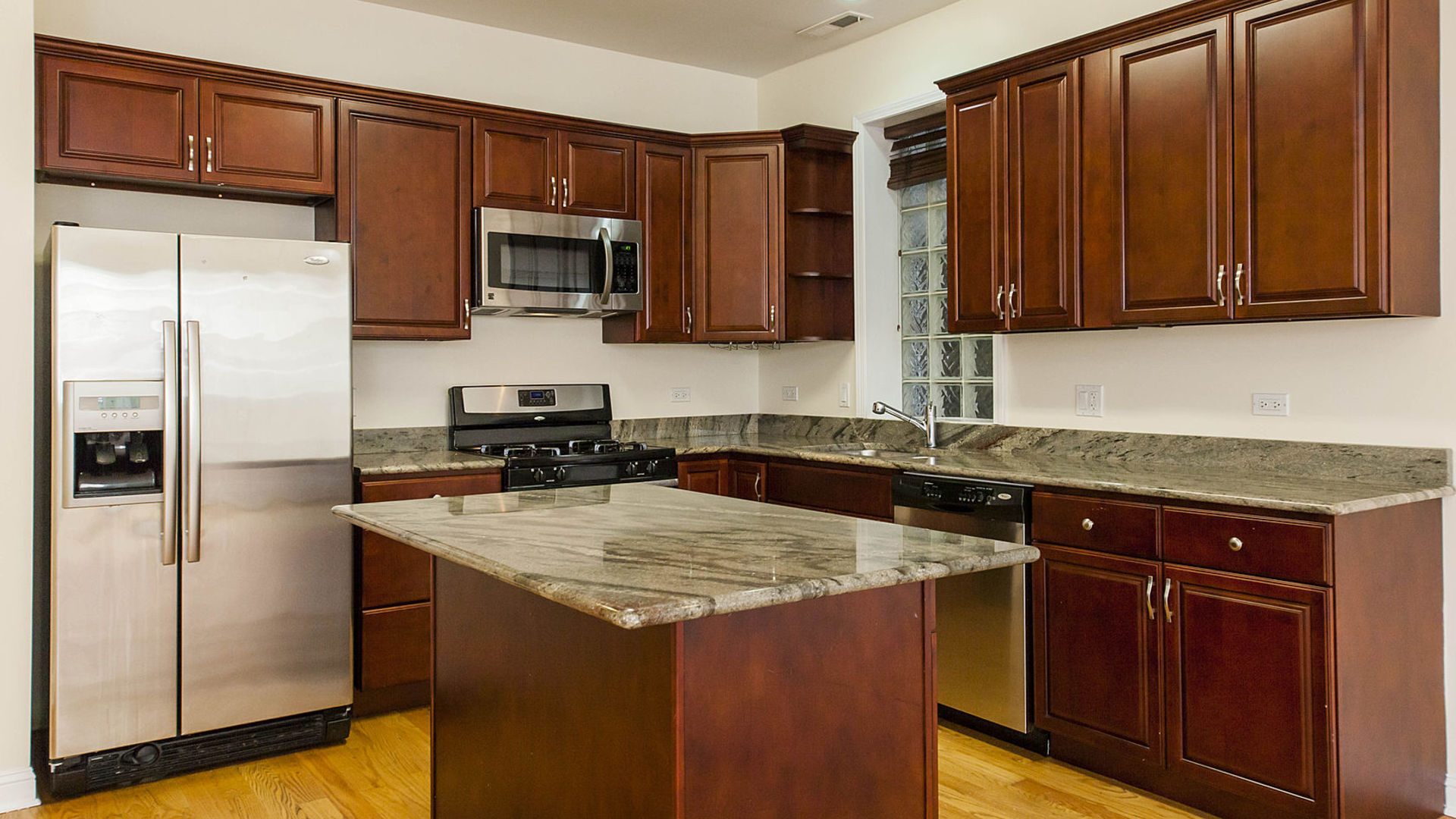 1449 W Fullerton Avenue Unit: A