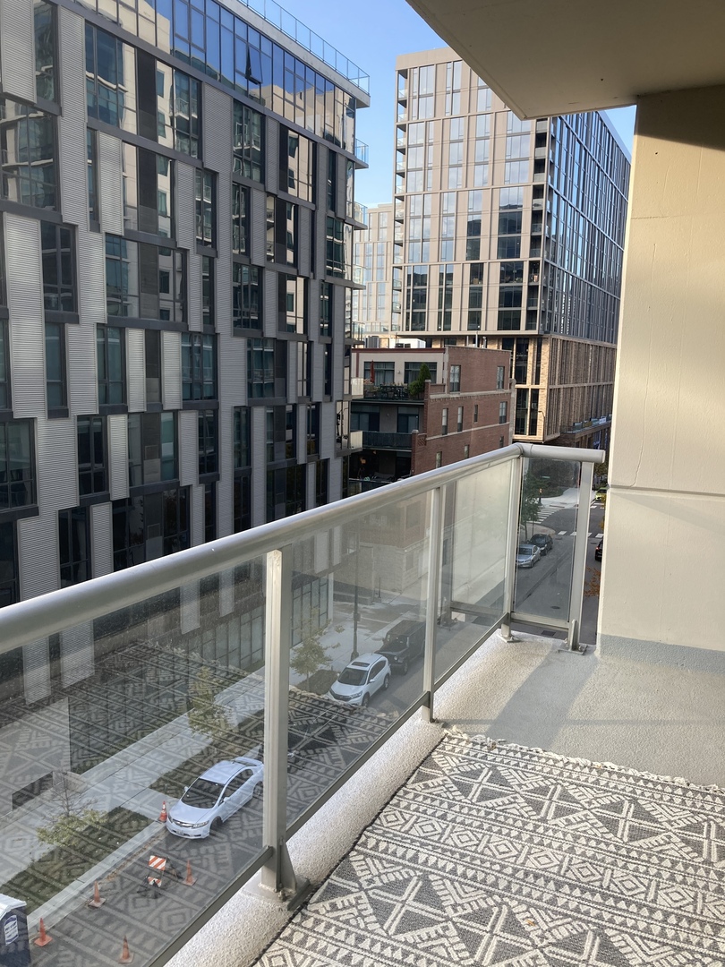 125 S Green Street Unit: 510A