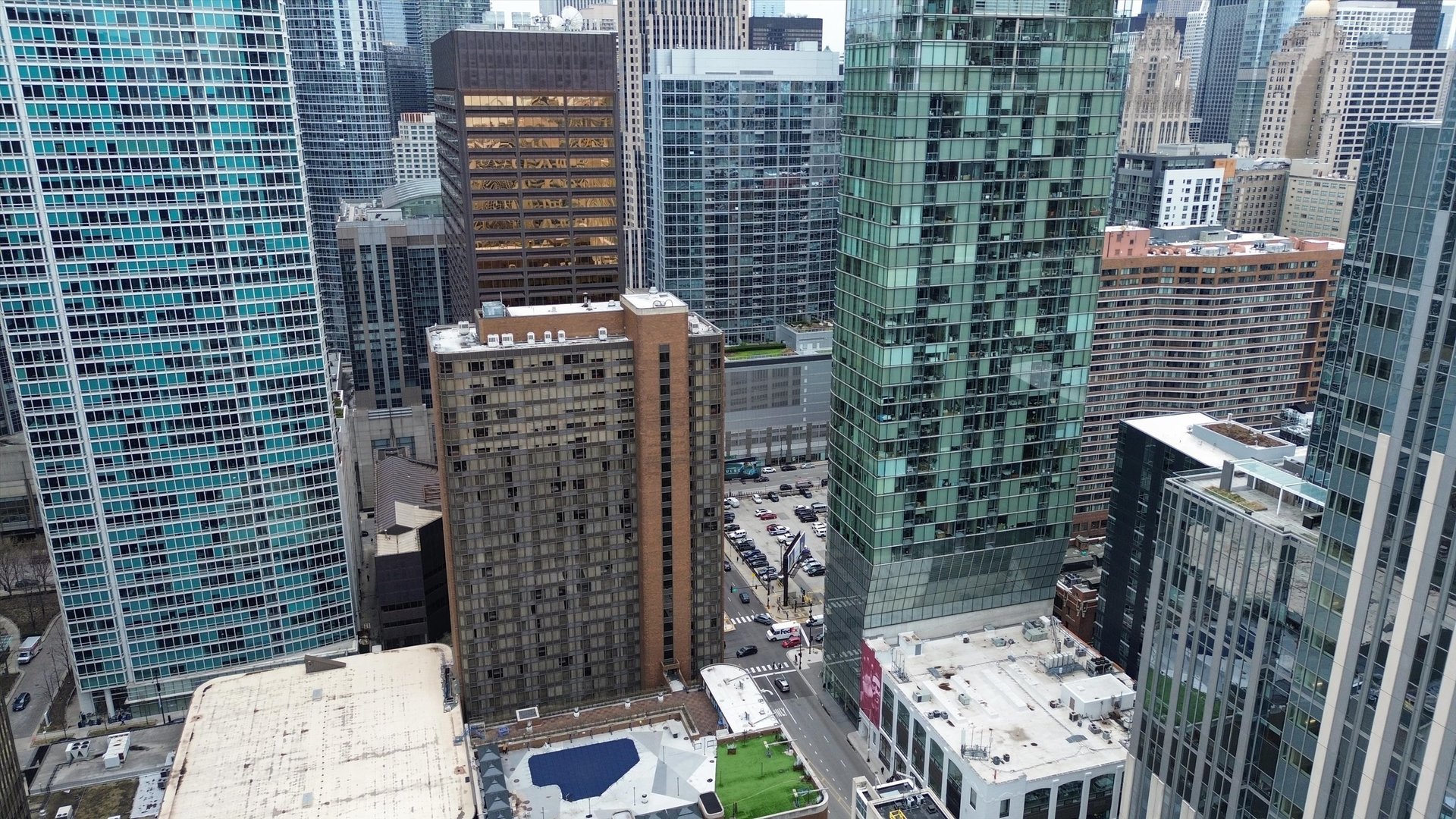 233 E Erie Street Unit: 2410