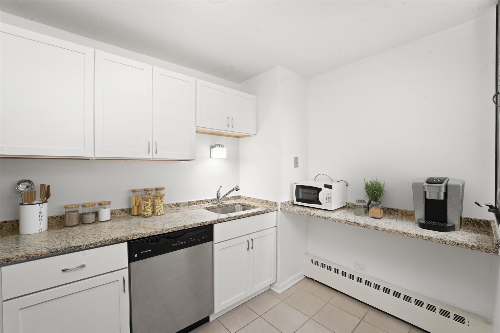 233 E Erie Street Unit: 2410