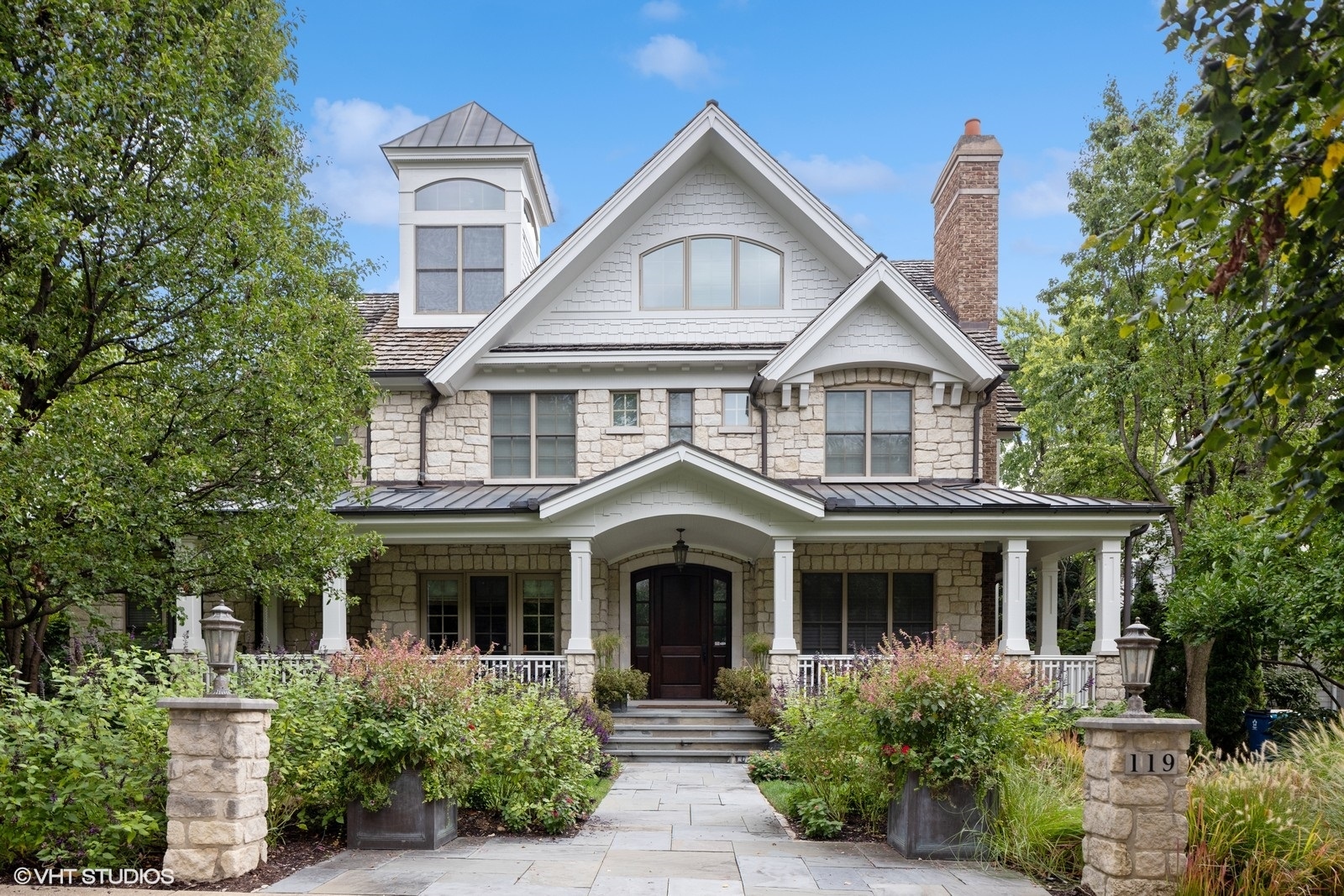 119 N LINCOLN Avenue