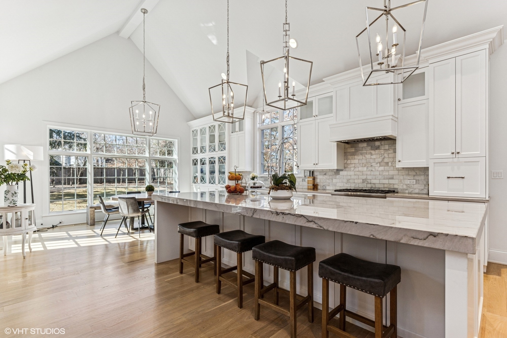 1540 N Sheridan Road