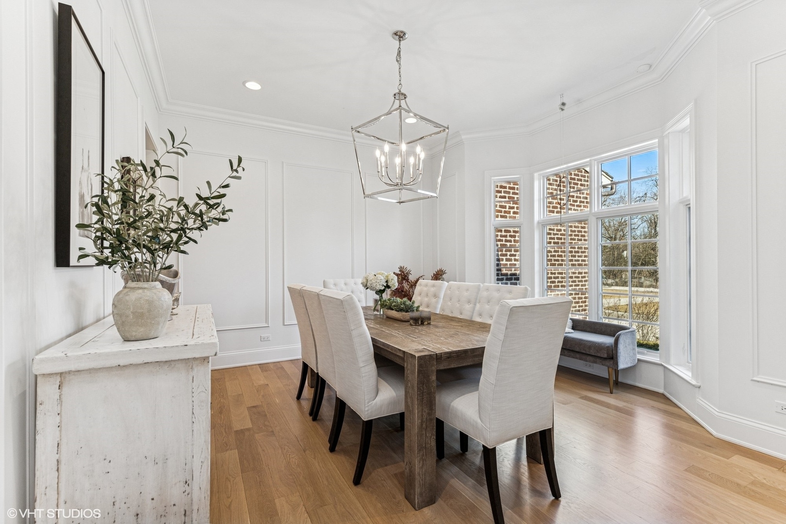 1540 N Sheridan Road