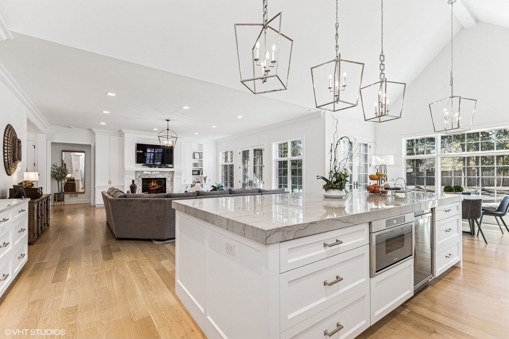 1540 N Sheridan Road