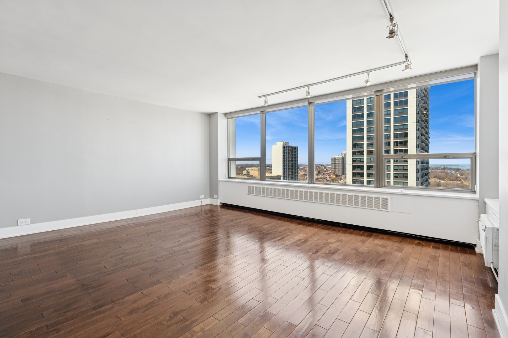 1460 N Sandburg Terrace Unit: 2408