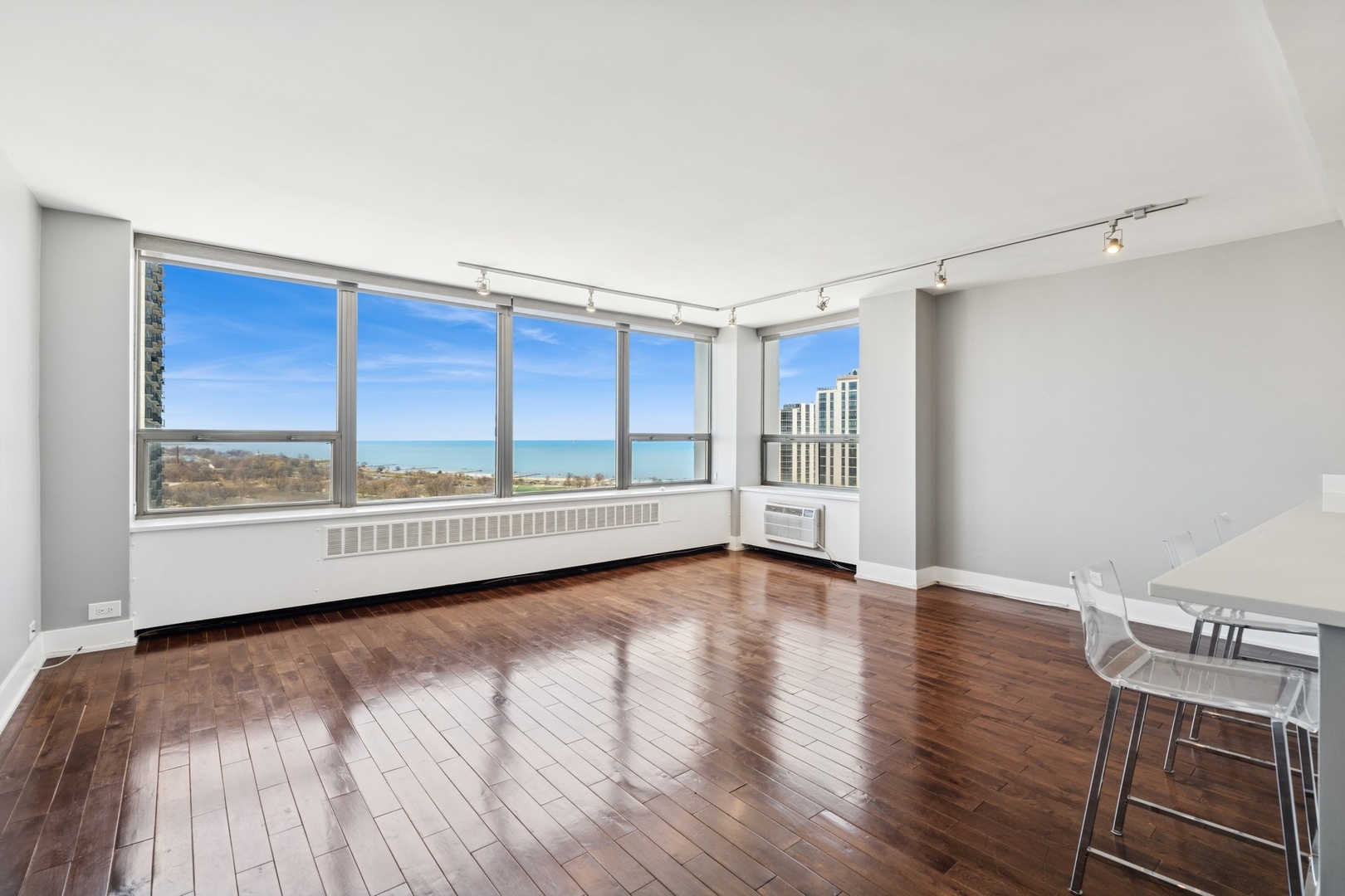 1460 N Sandburg Terrace Unit: 2408