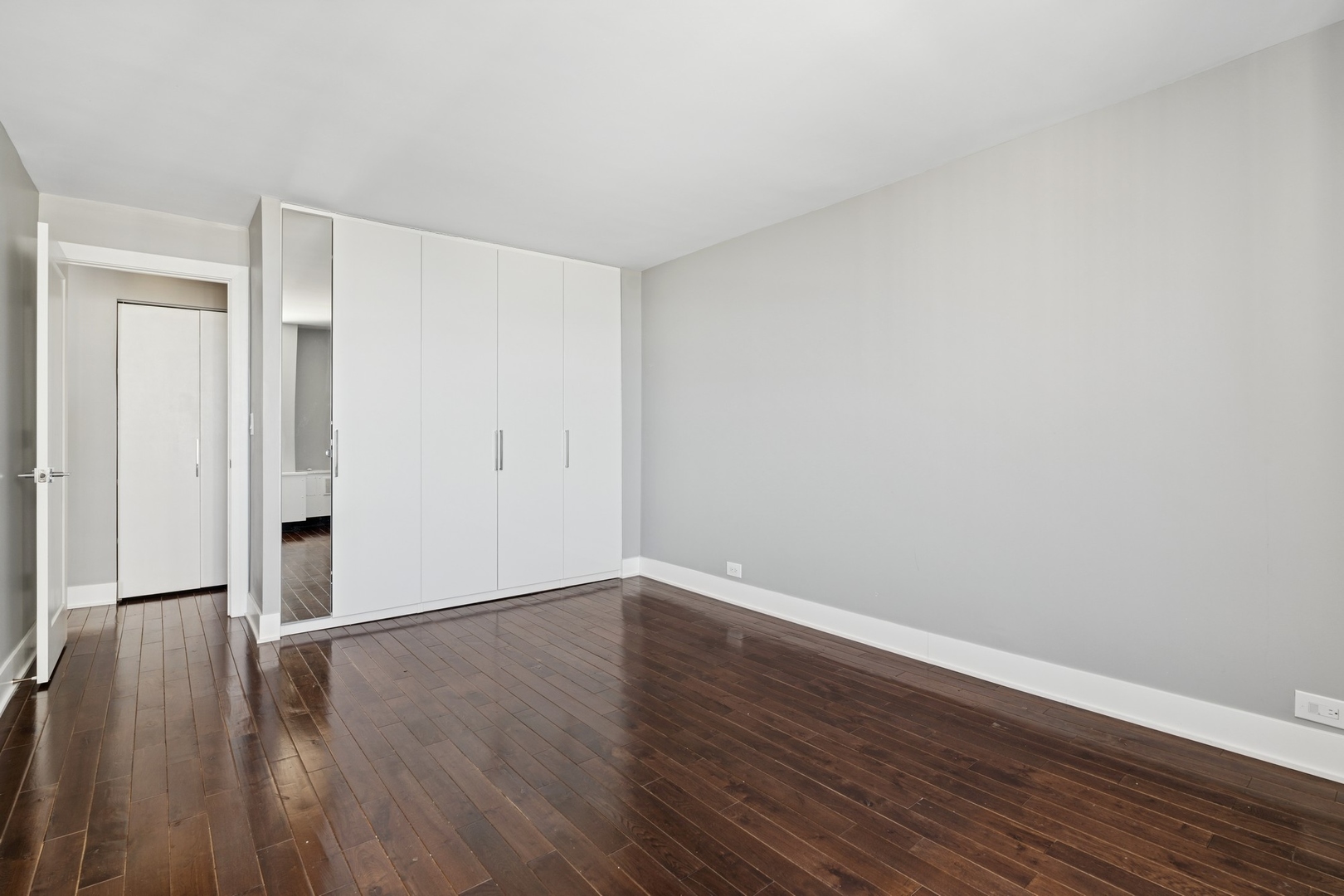 1460 N Sandburg Terrace Unit: 2408