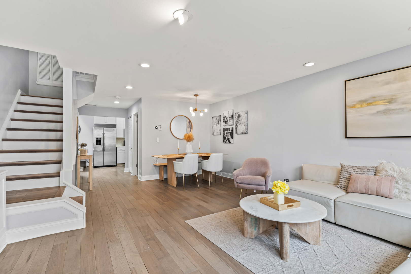 2660 N Bosworth Avenue Unit: 2NW