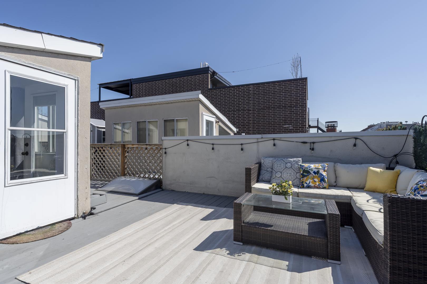 2660 N Bosworth Avenue Unit: 2NW