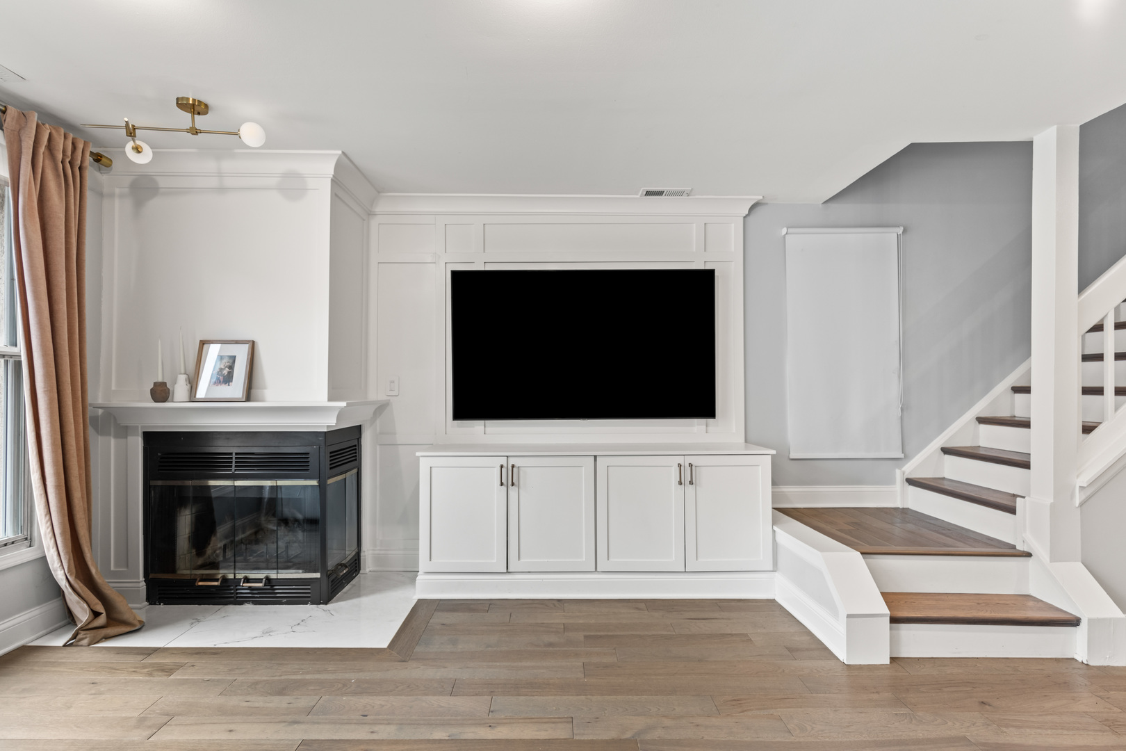 2660 N Bosworth Avenue Unit: 2NW