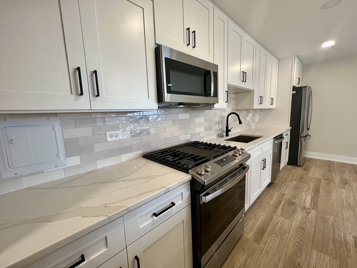 3950 N Lake Shore Drive Unit: 1101A