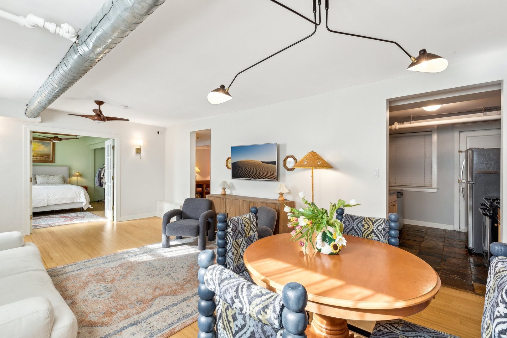 1200 W Waveland Avenue Unit: B