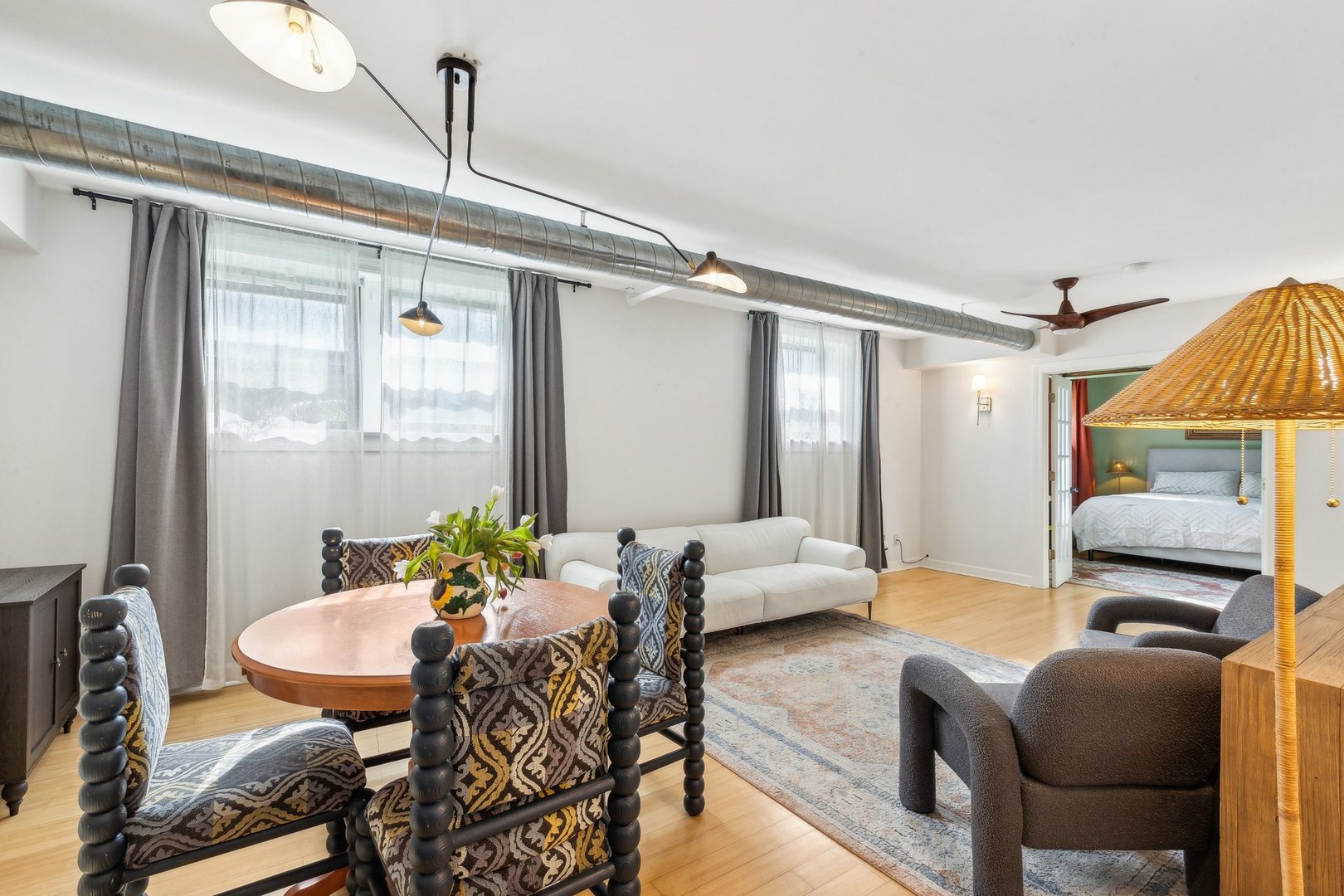 1200 W Waveland Avenue Unit: B