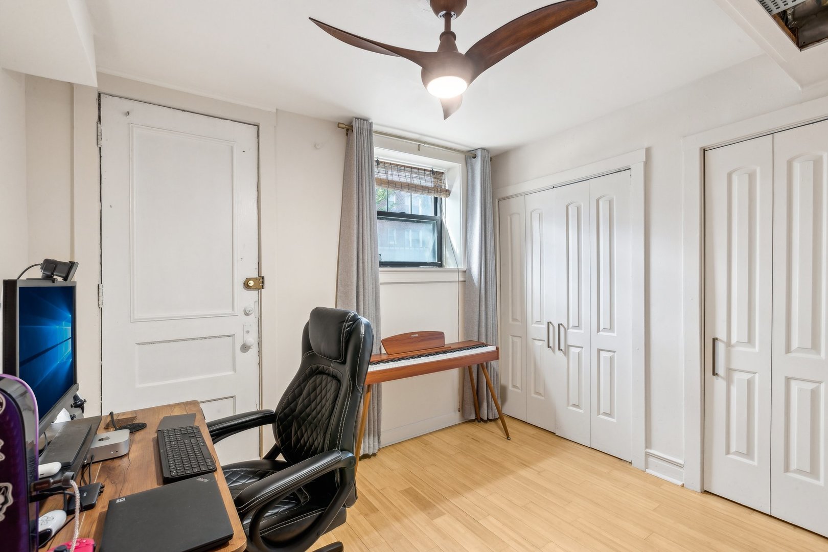 1200 W Waveland Avenue Unit: B