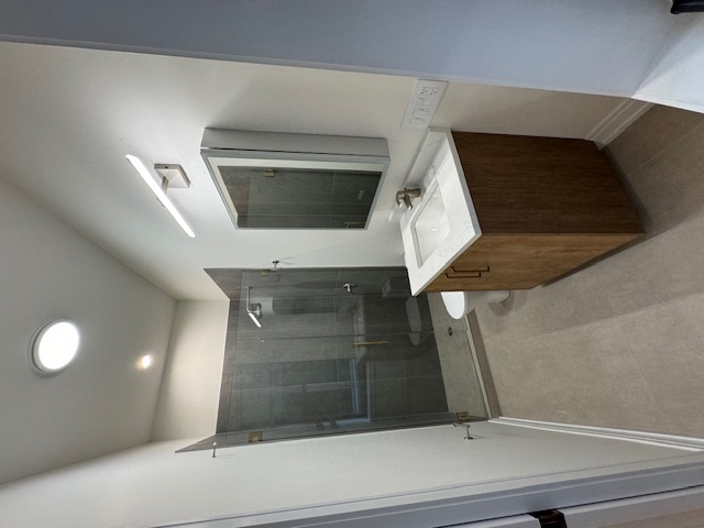 715 W Aldine Avenue Unit: PH