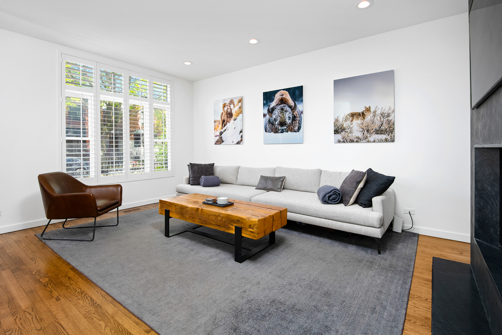 2131 W Cortland Street