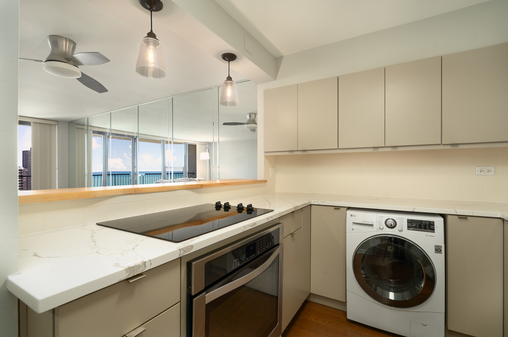 1560 N SANDBURG Terrace Unit: 2506J