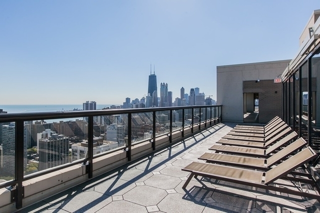 1560 N SANDBURG Terrace Unit: 2506J