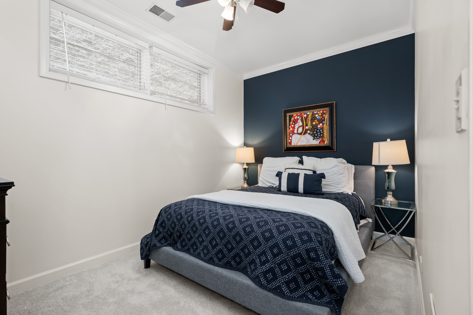 3037 N Racine Avenue Unit: 1