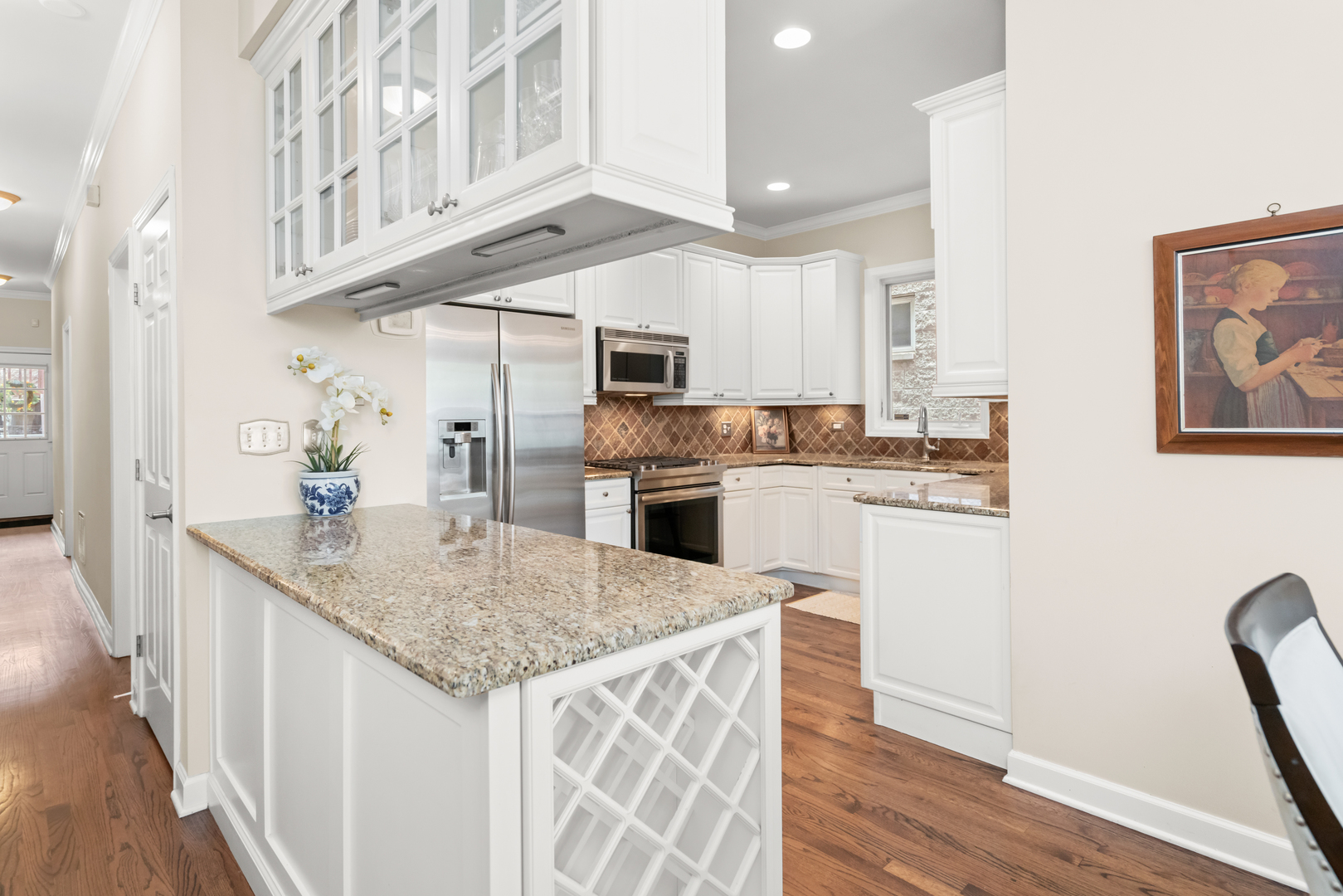 3037 N Racine Avenue Unit: 1