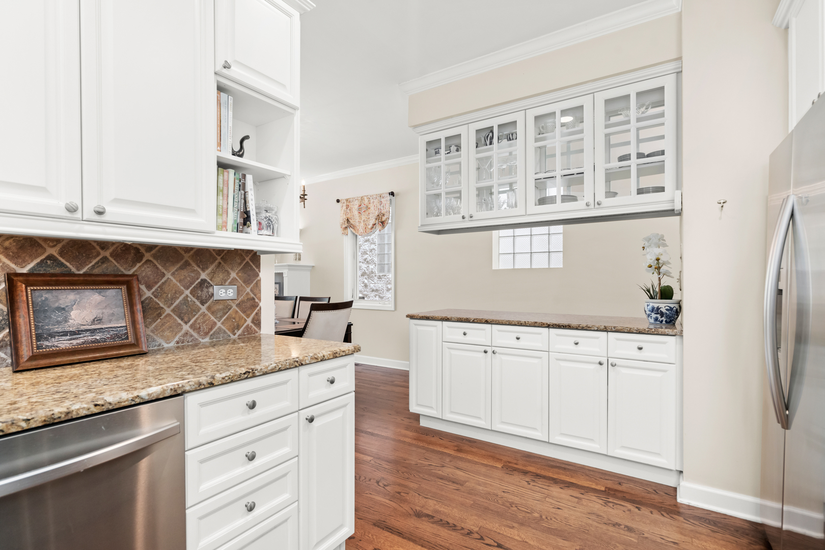 3037 N Racine Avenue Unit: 1