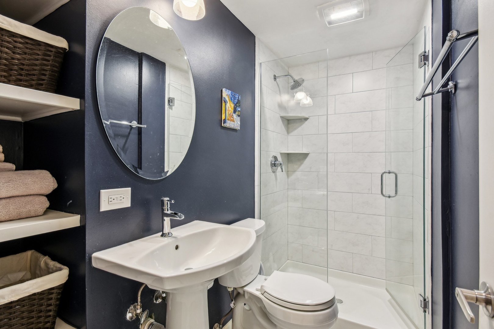 1152 W School Street Unit: 1152