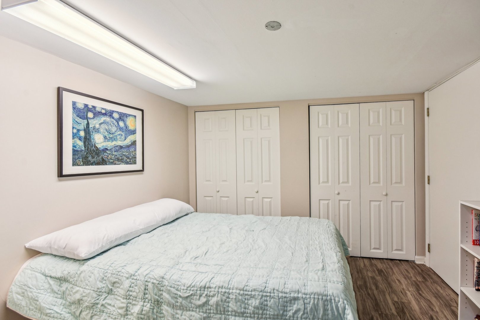 1152 W School Street Unit: 1152