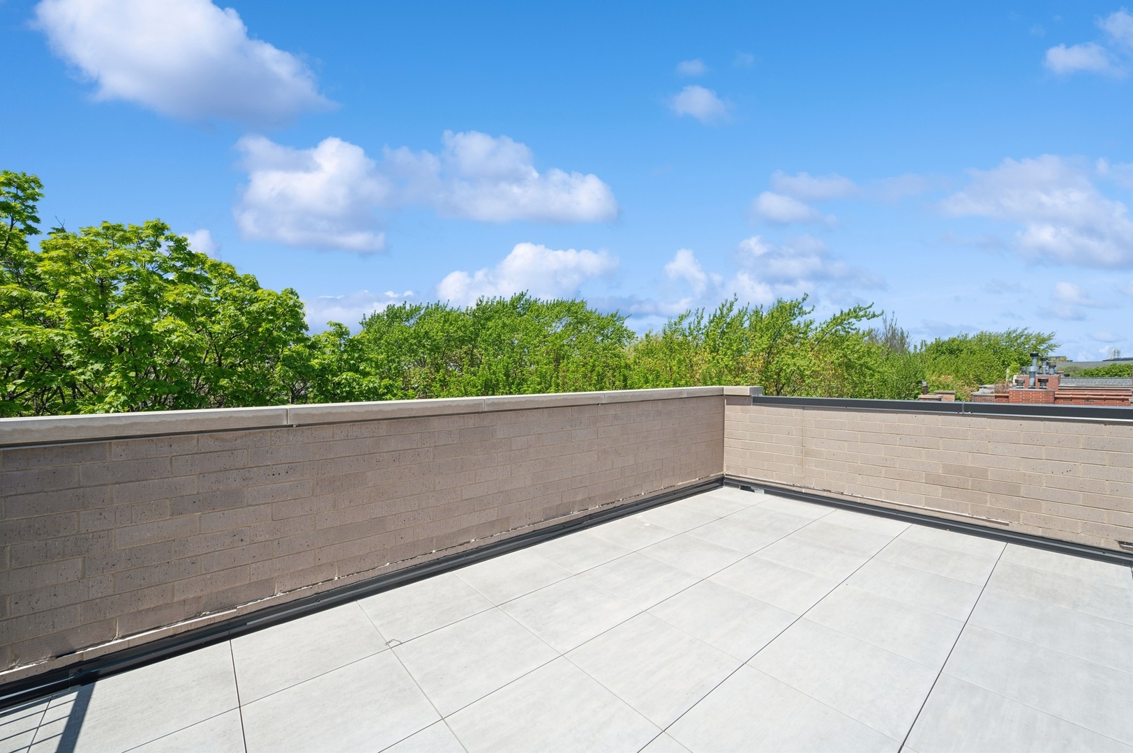 3219 N Seminary Avenue Unit: 3N