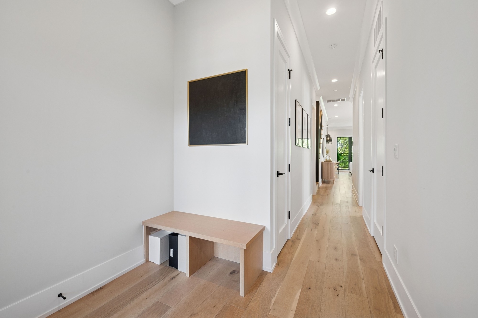 3219 N Seminary Avenue Unit: 3N