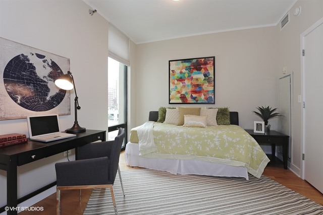 744 N Clark Street Unit: 502