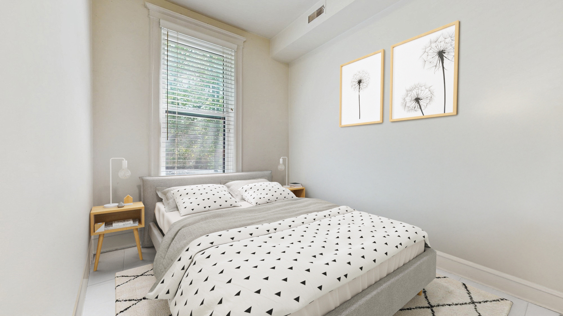 1944 N Seminary Avenue Unit: 1