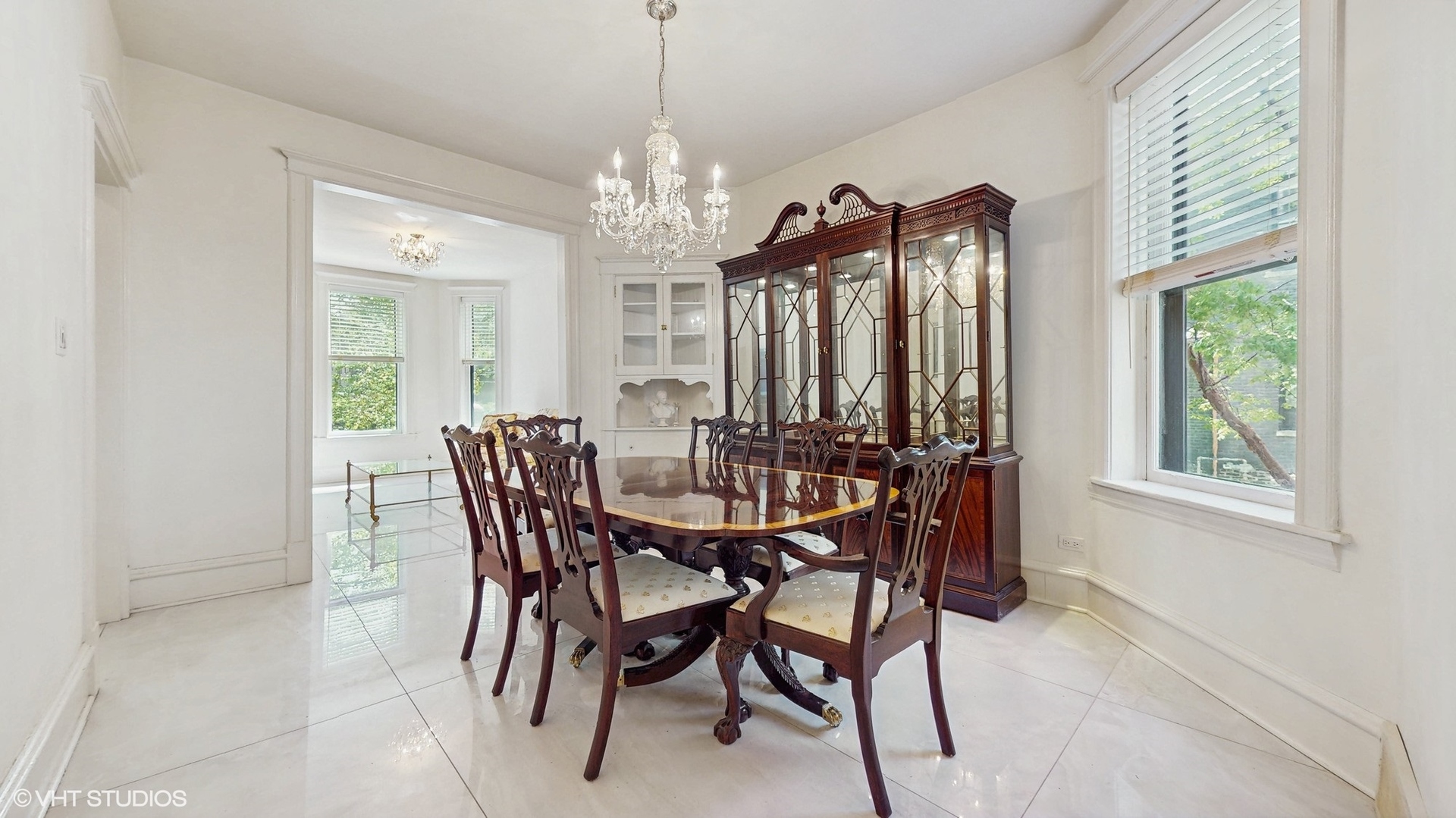 1944 N Seminary Avenue Unit: 1