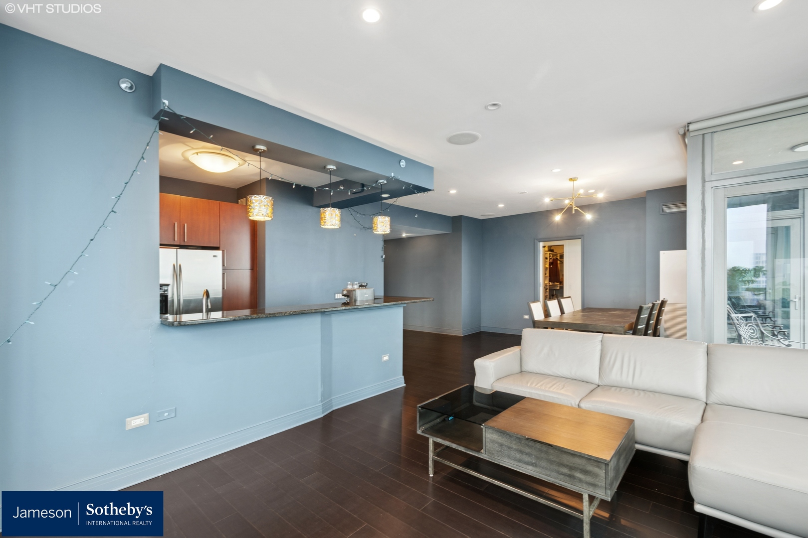 600 N LAKE SHORE Drive Unit: 4608