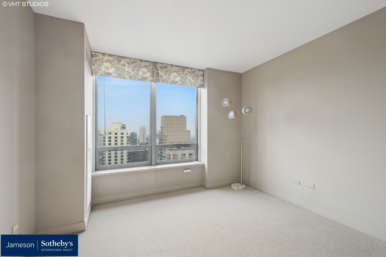 600 N LAKE SHORE Drive Unit: 4608