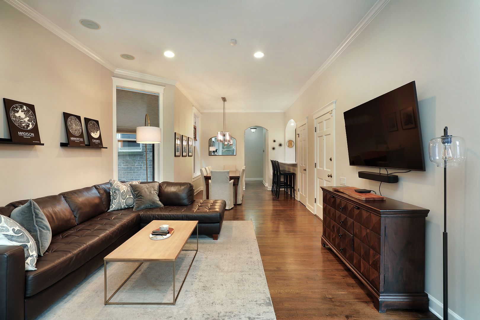 2230 N Kenmore Avenue Unit: 2