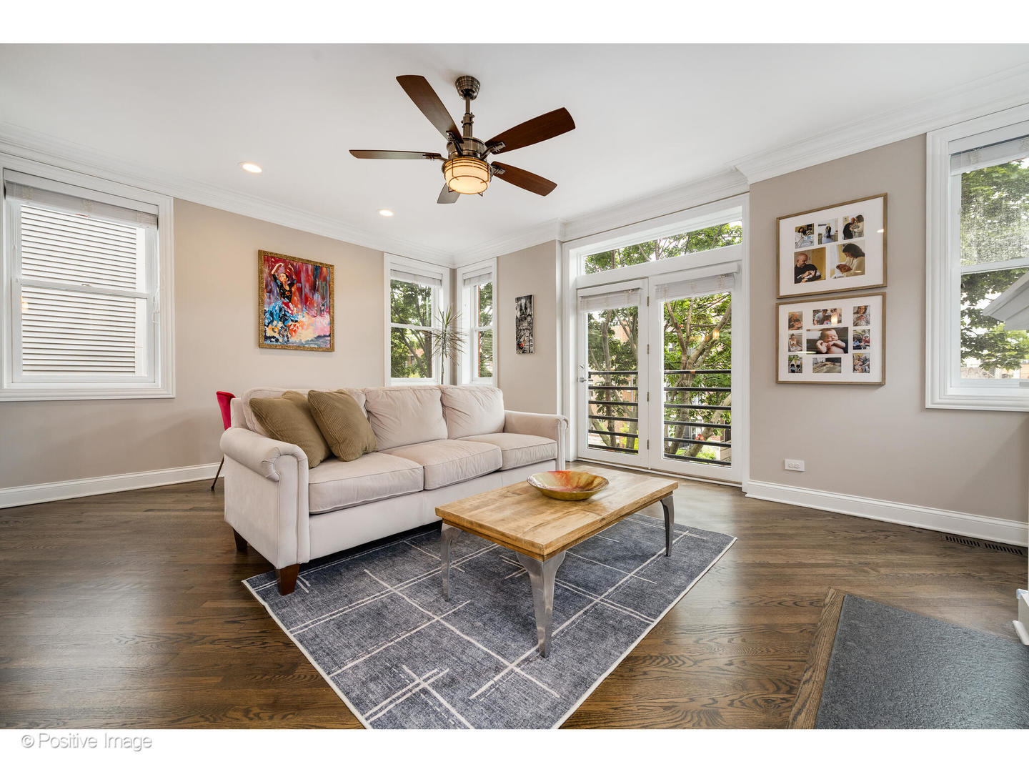 3918 N Greenview Avenue Unit: 2E