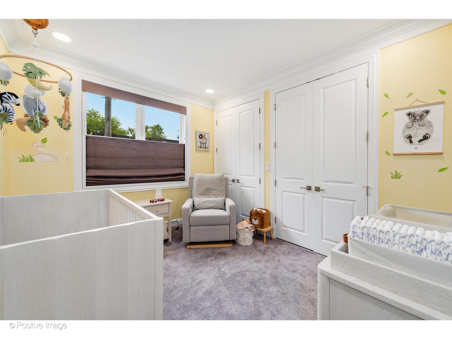 3918 N Greenview Avenue Unit: 2E