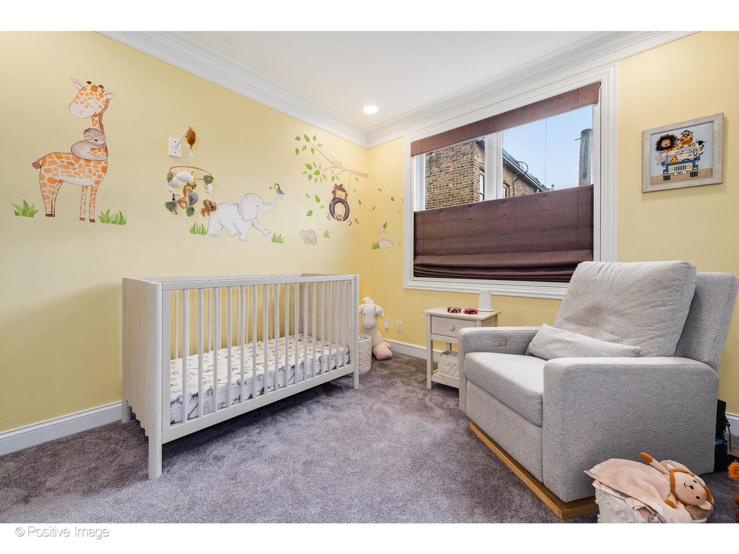 3918 N Greenview Avenue Unit: 2E