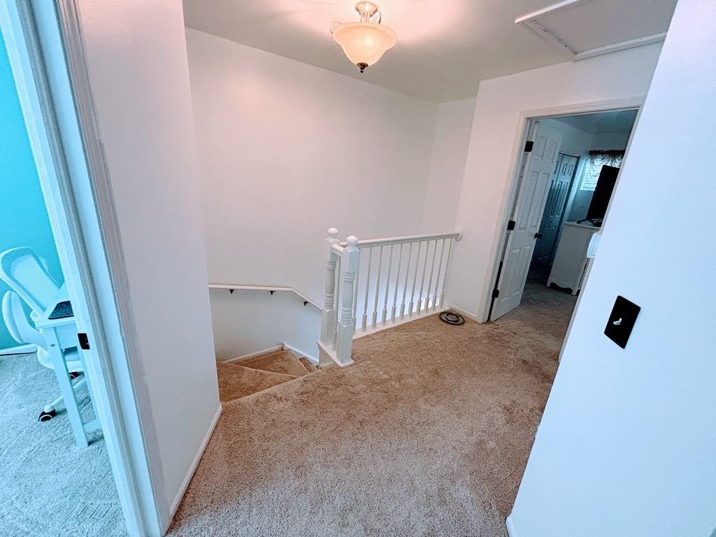 915 Manchester Circle