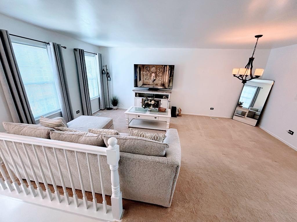 915 Manchester Circle